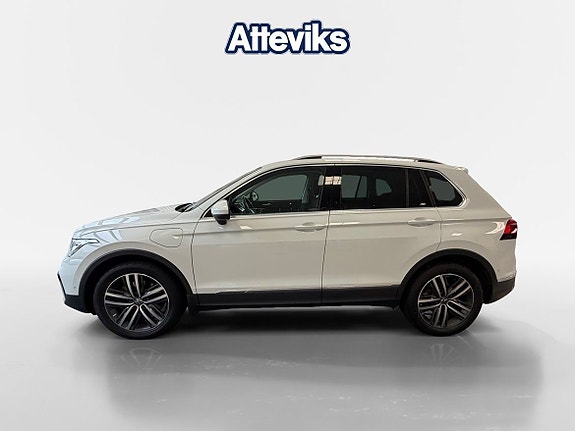 Volkswagen Tiguan 6 of 15