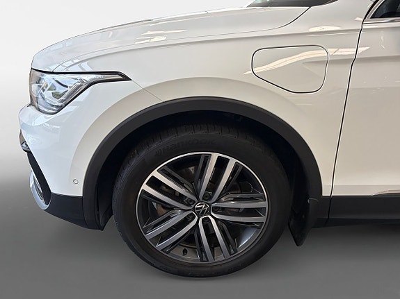 Volkswagen Tiguan 14 of 15