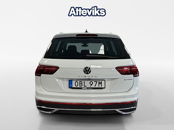 Volkswagen Tiguan 4 of 15