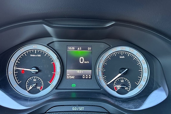 Skoda Karoq 11 of 24