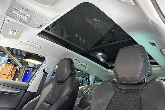 Skoda Karoq 17 of 24