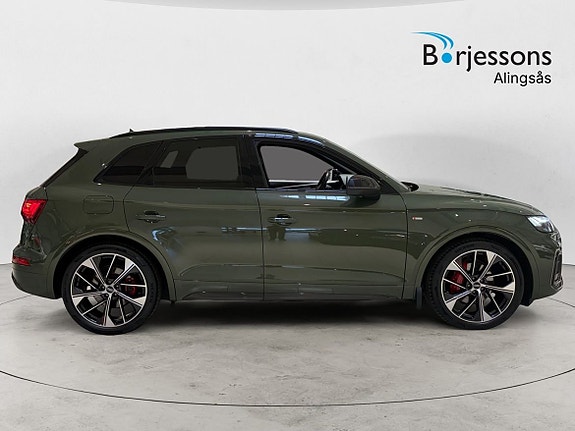Audi Q5 2 of 20