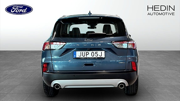 Ford Kuga 7 of 9
