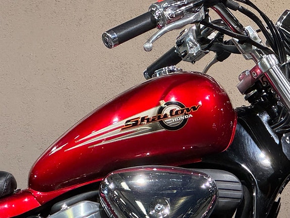 Honda VT600 SHADOW 2 of 7