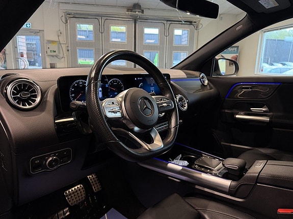 Mercedes-Benz GLA250 e 7 of 28