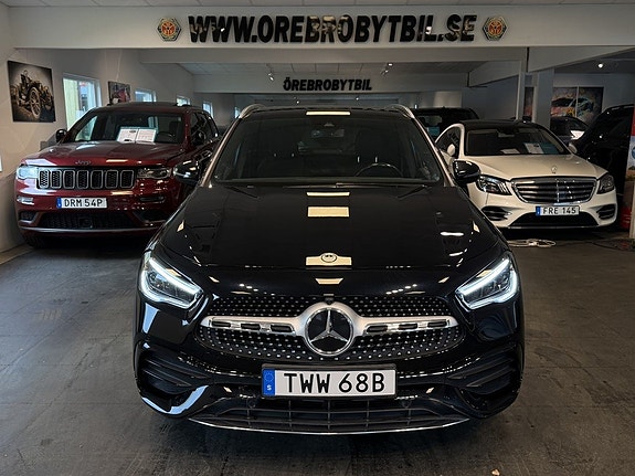 Mercedes-Benz GLA250 e 27 of 28