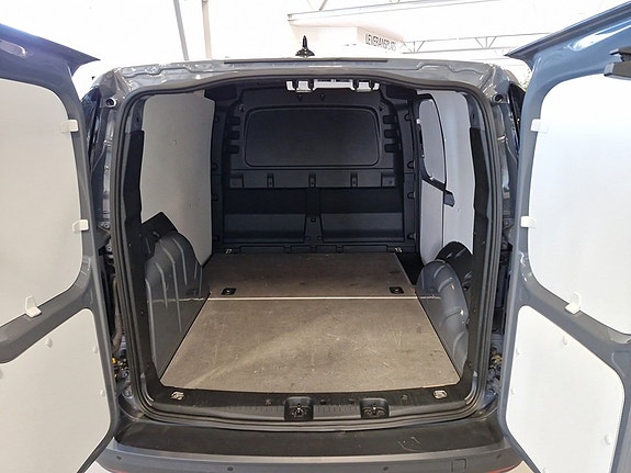 Volkswagen Caddy 11 of 11