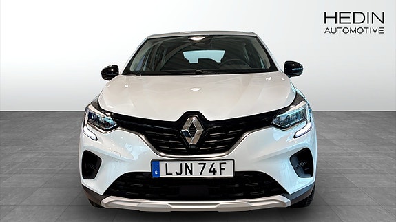 Renault Captur 8 of 9
