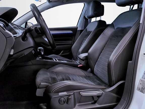 Volkswagen Passat 7 of 21