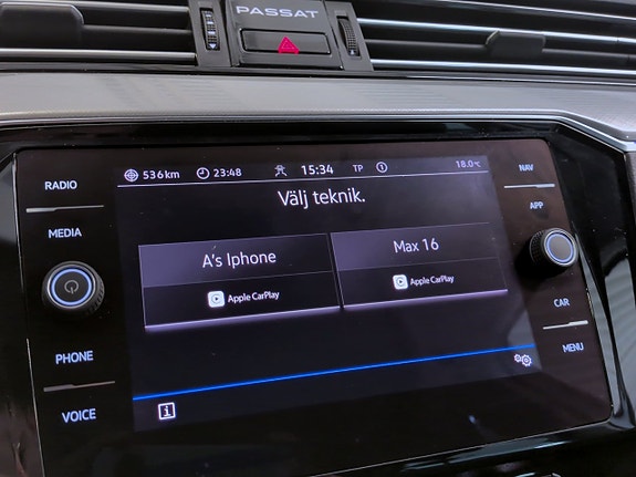 Volkswagen Passat 15 of 21