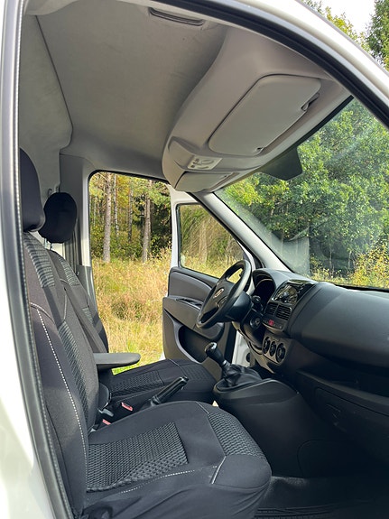 Fiat Doblo 10 of 12