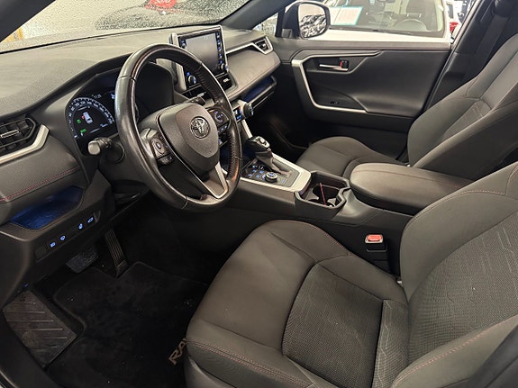 Toyota RAV4 20 of 26
