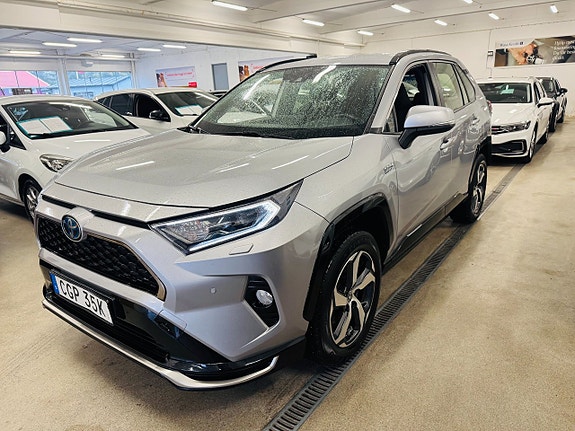 Toyota RAV4 14 of 26
