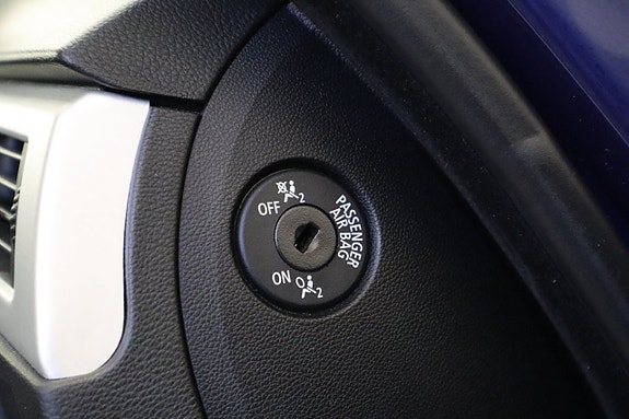 BMW 325i 14 of 23