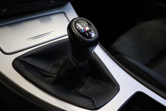 BMW 325i 11 of 23