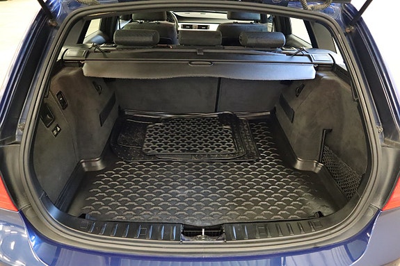 BMW 325i 17 of 23