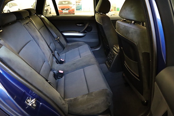 BMW 325i 15 of 23