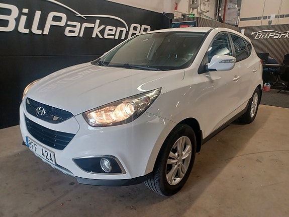 Hyundai ix35 2 of 17