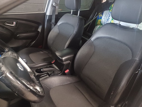 Hyundai ix35 10 of 17