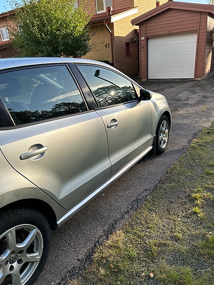 Volkswagen Polo 2 of 12