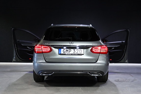 Mercedes-Benz C220 d 7 of 30