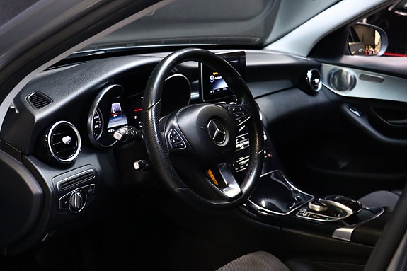 Mercedes-Benz C220 d 8 of 30