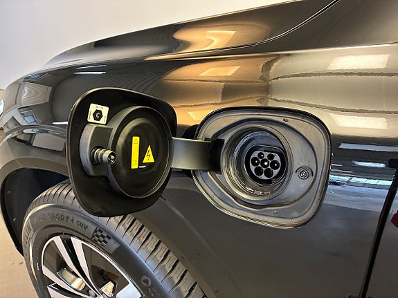 Volvo XC60 15 of 24