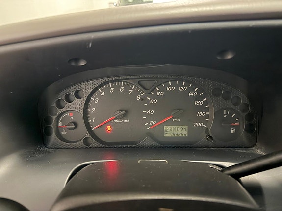 Mazda Tribute 8 of 14