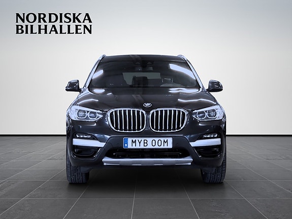BMW X3 2 of 19