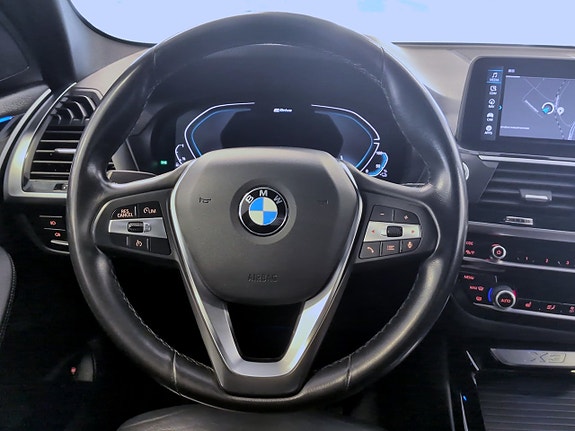 BMW X3 9 of 19