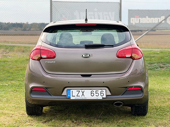 Kia Ceed 6 of 15