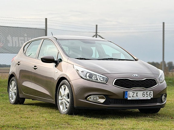 Kia Ceed 4 of 15