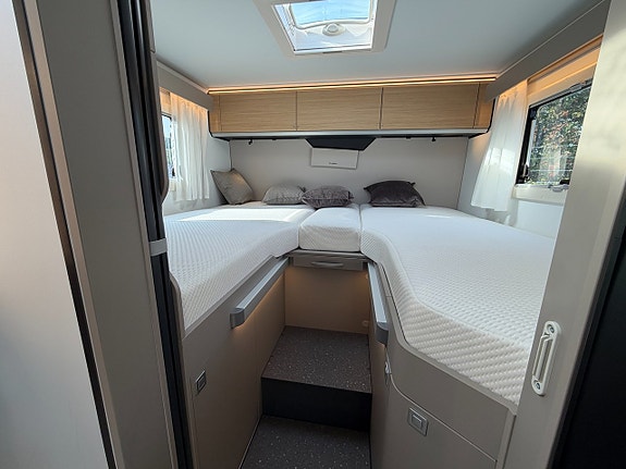 Adria Compact Select DL *JUBILEUMSERBJUDANDE* 11 of 18