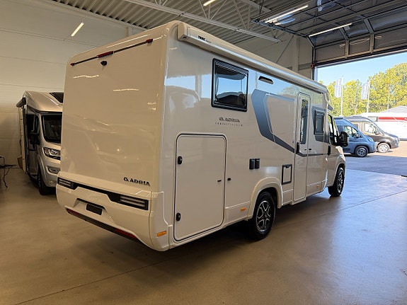 Adria Compact Select DL *JUBILEUMSERBJUDANDE* 3 of 18
