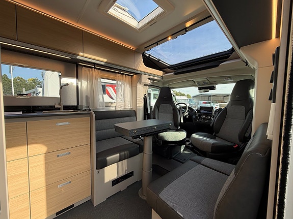 Adria Compact Select DL *JUBILEUMSERBJUDANDE* 6 of 18