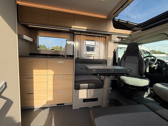 Adria Compact Select DL *JUBILEUMSERBJUDANDE* 7 of 18