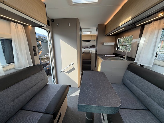 Adria Compact Select DL *JUBILEUMSERBJUDANDE* 15 of 18