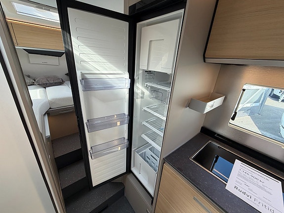 Adria Compact Select DL *JUBILEUMSERBJUDANDE* 10 of 18
