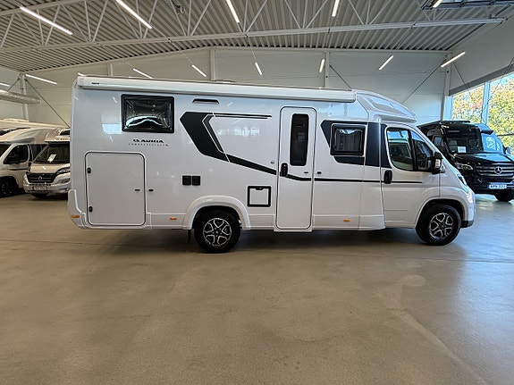 Adria Compact Select DL *JUBILEUMSERBJUDANDE* 2 of 18