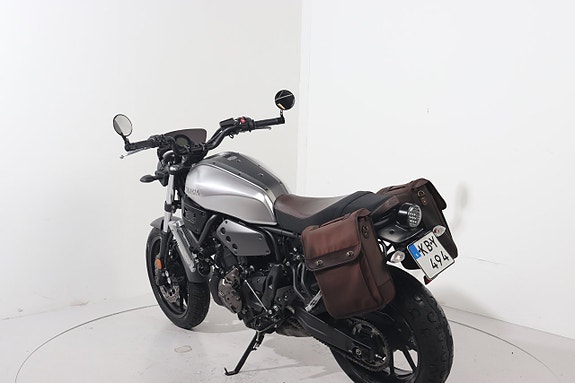 Yamaha XSR700 6 of 7