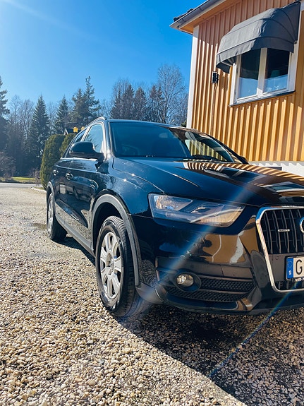 Audi Q3 15 of 21
