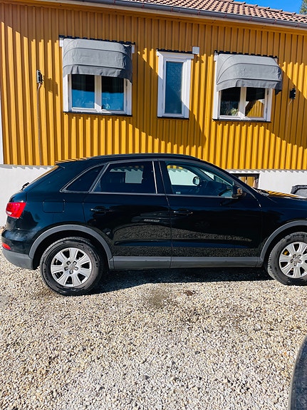 Audi Q3 16 of 21