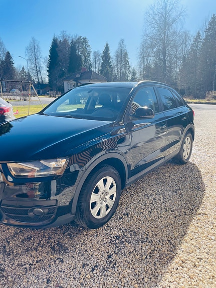 Audi Q3 4 of 21