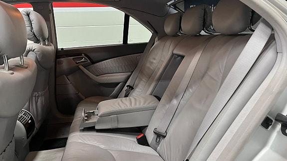 Mercedes-Benz S500 20 of 29
