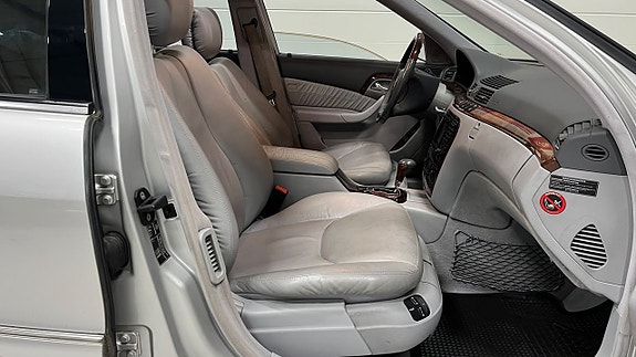 Mercedes-Benz S500 17 of 29