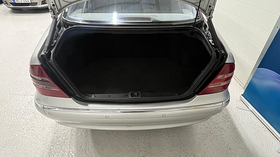 Mercedes-Benz S500 29 of 29