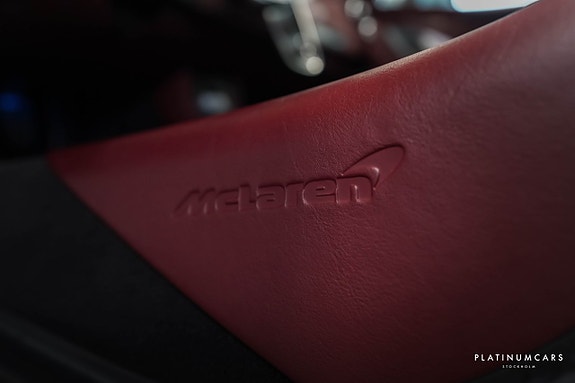 McLaren GT 14 of 21