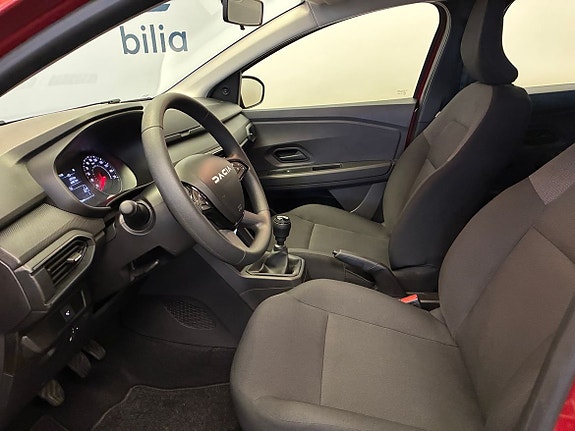 Dacia Sandero 9 of 13