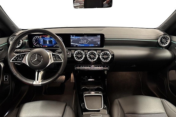 Mercedes-Benz CLA250 e 9 of 21