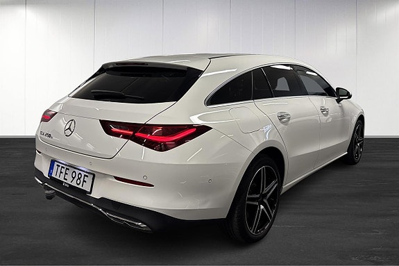 Mercedes-Benz CLA250 e 4 of 21